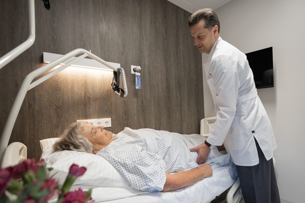 preoperative hip examination dr linas zeniauskas gijos clinic lithuania mid shot